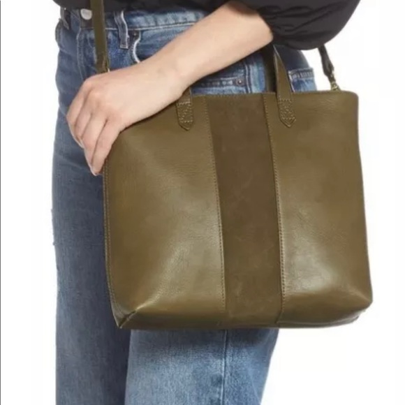 Madewell Handbags - Madewell Small Leather Transport Tote